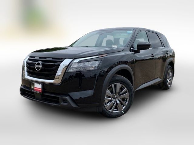 2025 Nissan Pathfinder S