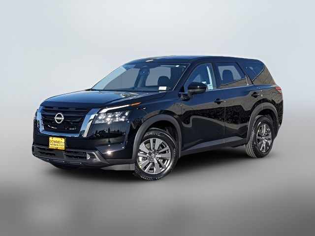 2025 Nissan Pathfinder S