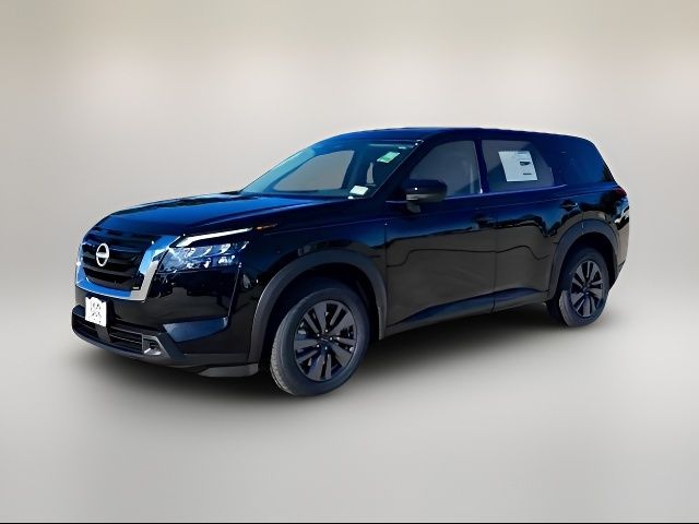 2025 Nissan Pathfinder S