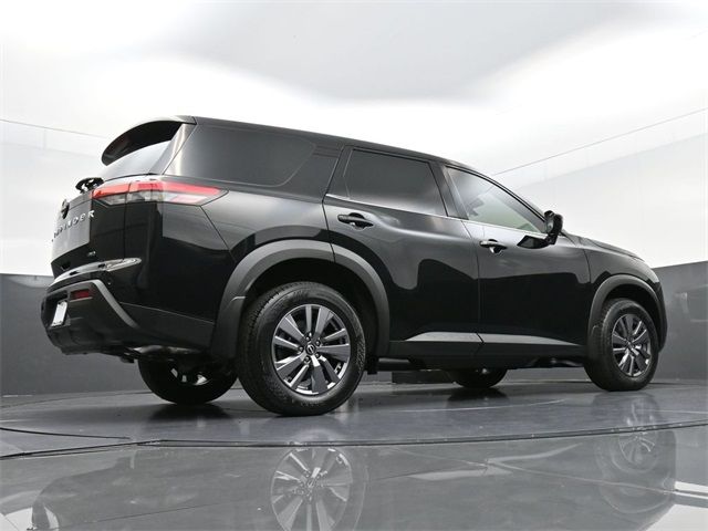 2025 Nissan Pathfinder S