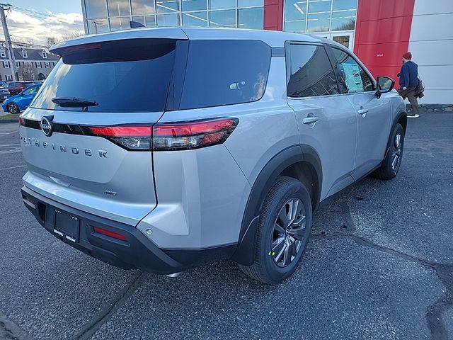 2025 Nissan Pathfinder S