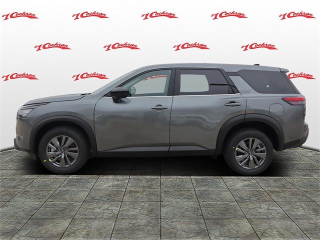 2025 Nissan Pathfinder S