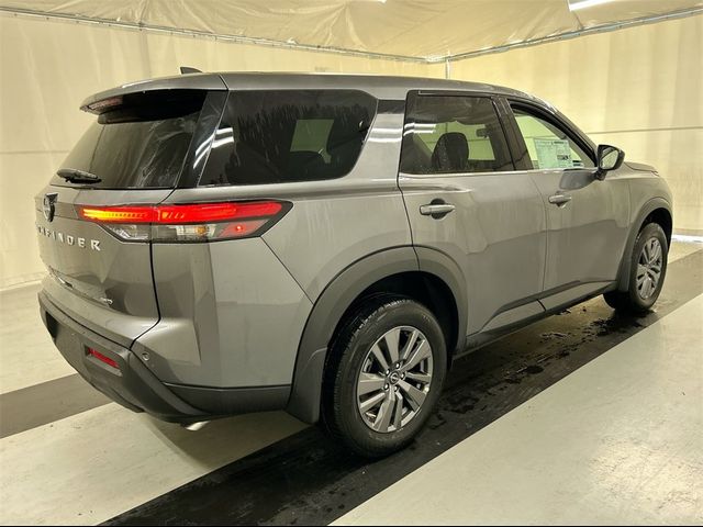 2025 Nissan Pathfinder S
