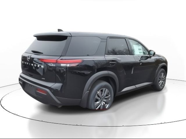 2025 Nissan Pathfinder S