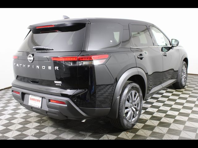 2025 Nissan Pathfinder S
