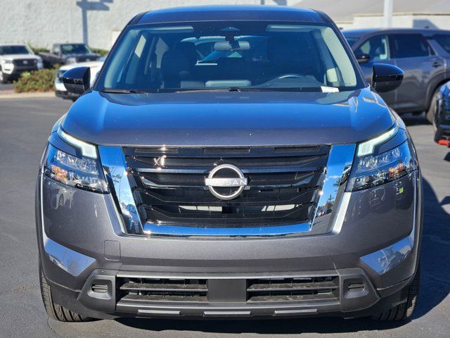 2025 Nissan Pathfinder S