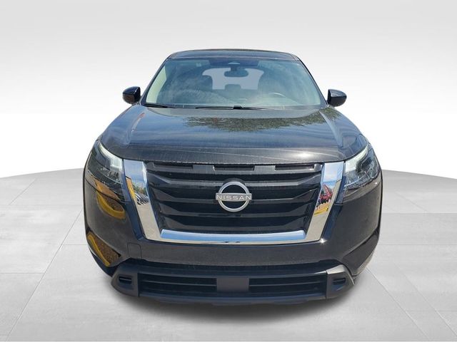 2025 Nissan Pathfinder S