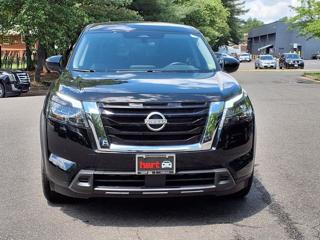 2025 Nissan Pathfinder S