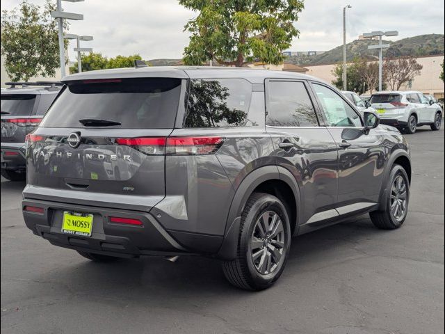 2025 Nissan Pathfinder S