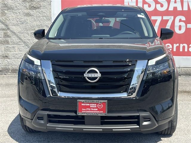 2025 Nissan Pathfinder S