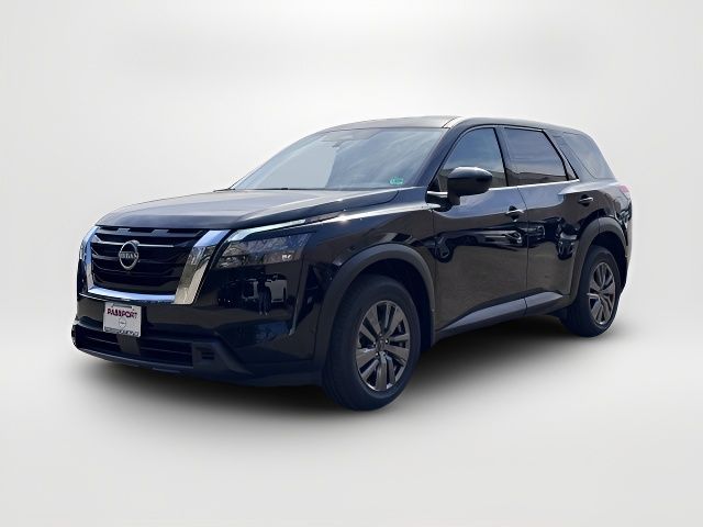 2025 Nissan Pathfinder S