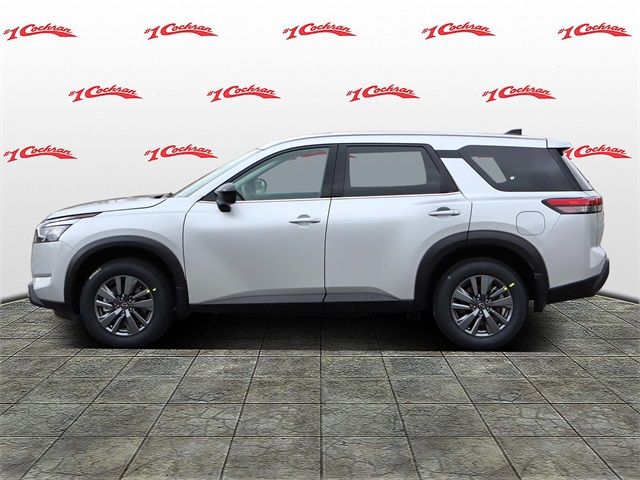 2025 Nissan Pathfinder S