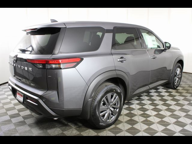 2025 Nissan Pathfinder S