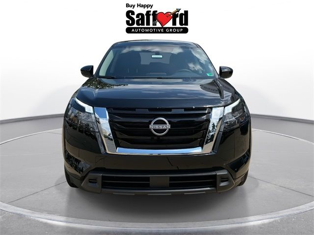 2025 Nissan Pathfinder S
