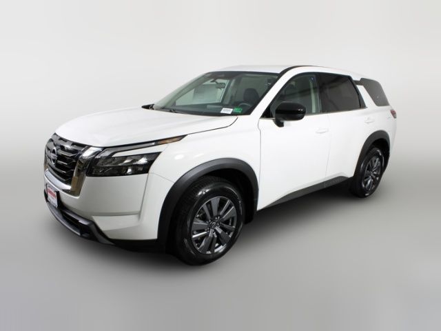 2025 Nissan Pathfinder S
