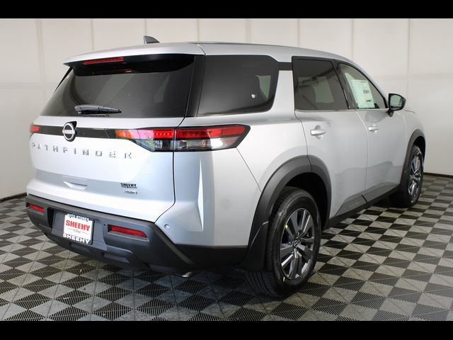 2025 Nissan Pathfinder S