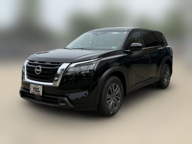 2025 Nissan Pathfinder S