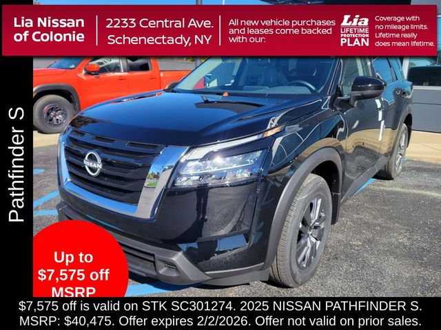 2025 Nissan Pathfinder S