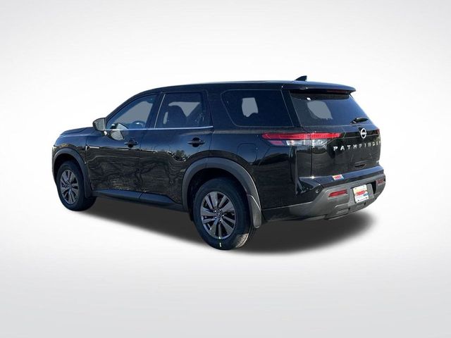 2025 Nissan Pathfinder S