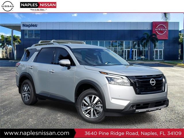 2025 Nissan Pathfinder SL