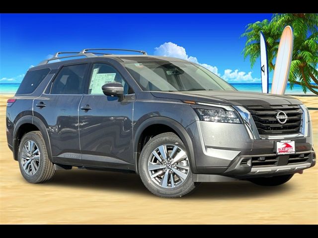 2025 Nissan Pathfinder SL