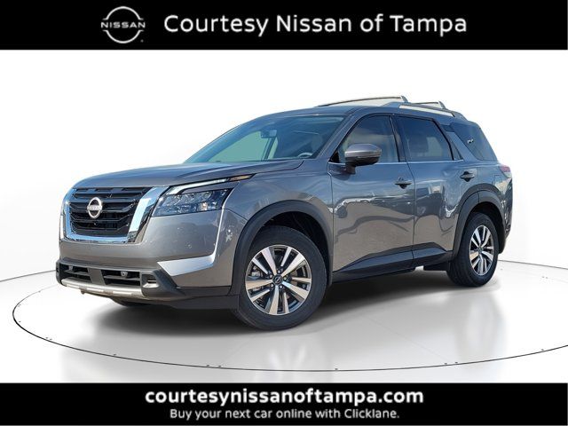 2025 Nissan Pathfinder SL