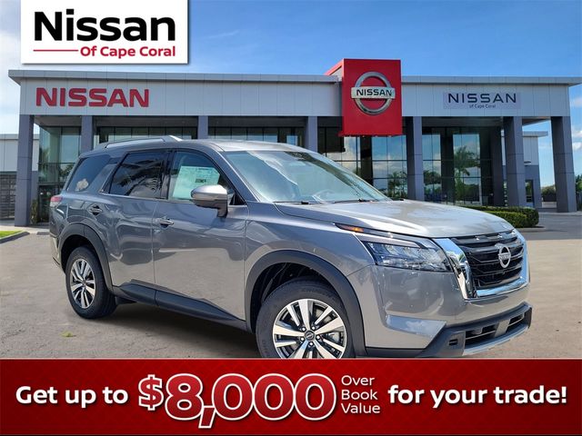 2025 Nissan Pathfinder SL