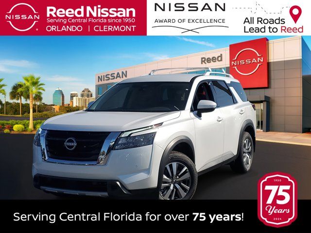2025 Nissan Pathfinder SL