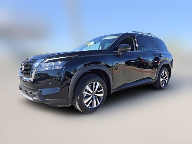 2025 Nissan Pathfinder SL