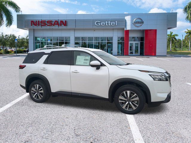 2025 Nissan Pathfinder SL