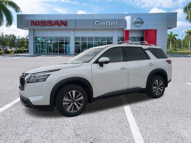 2025 Nissan Pathfinder SL