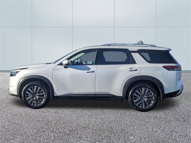 2025 Nissan Pathfinder SL