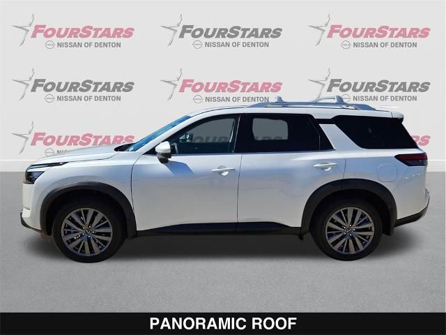 2025 Nissan Pathfinder SL