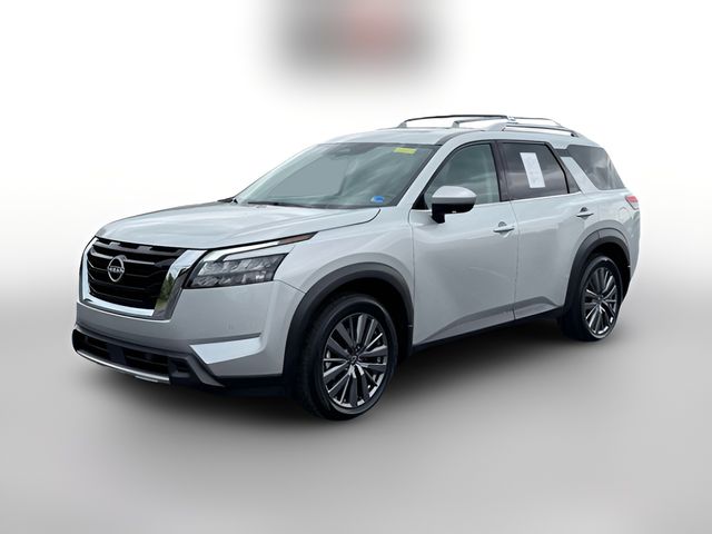 2025 Nissan Pathfinder SL