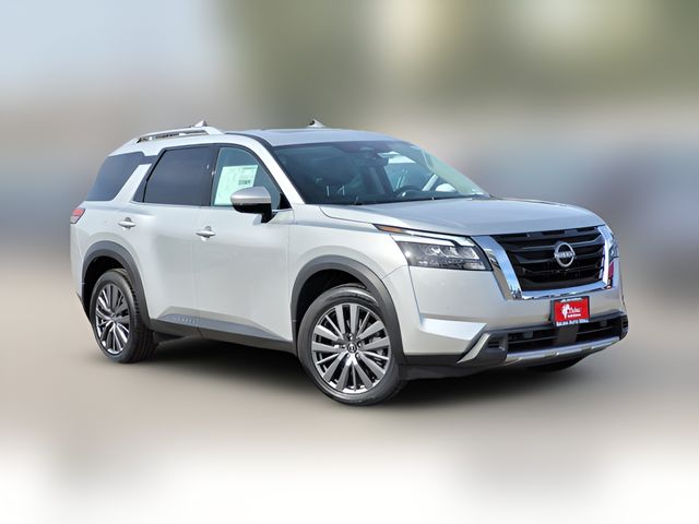 2025 Nissan Pathfinder SL