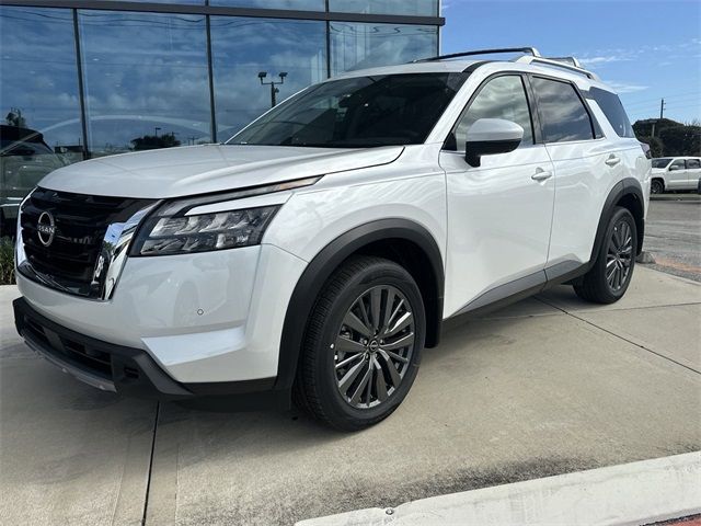 2025 Nissan Pathfinder SL