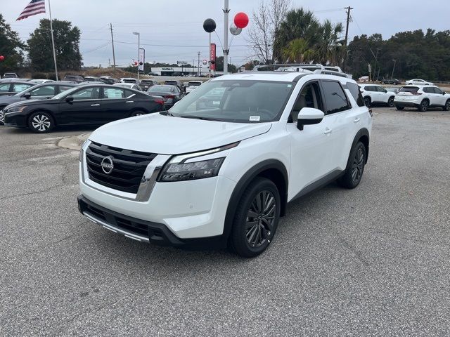 2025 Nissan Pathfinder SL