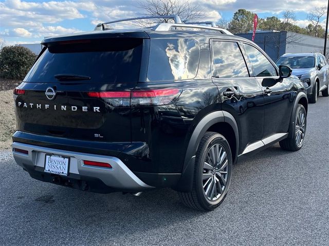 2025 Nissan Pathfinder SL