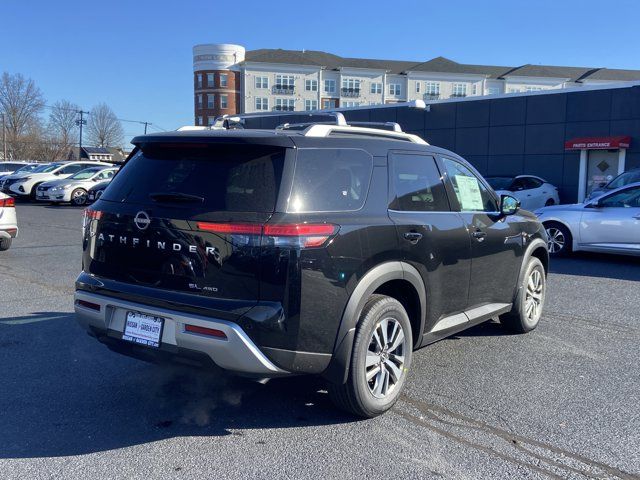 2025 Nissan Pathfinder SL