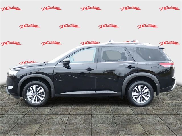 2025 Nissan Pathfinder SL