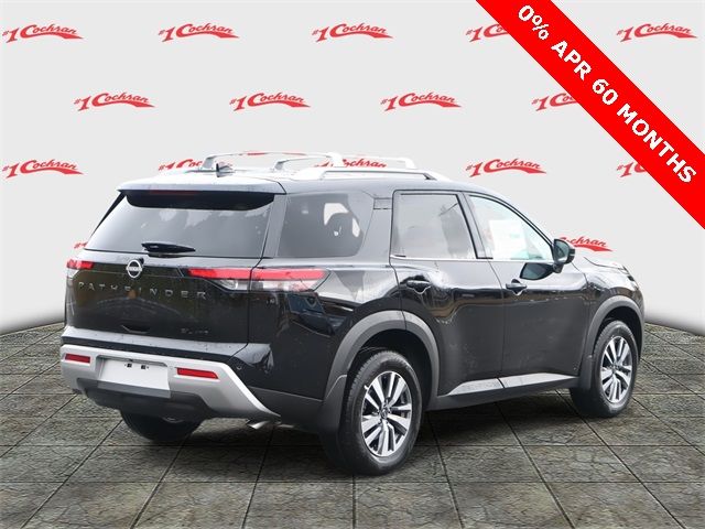 2025 Nissan Pathfinder SL