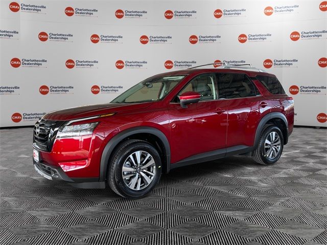 2025 Nissan Pathfinder SL