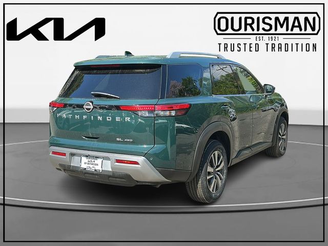 2025 Nissan Pathfinder SL