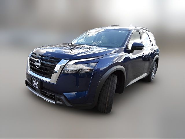 2025 Nissan Pathfinder SL