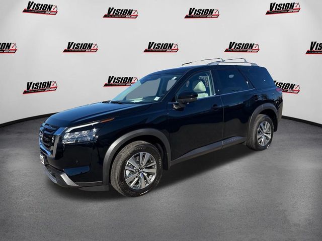 2025 Nissan Pathfinder SL