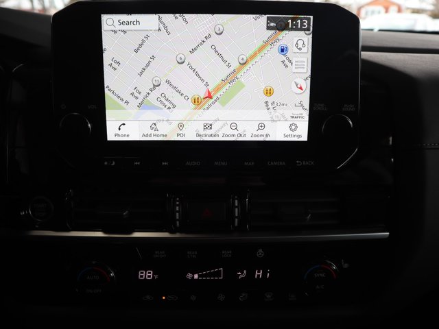 Vehicle image 21 of 24