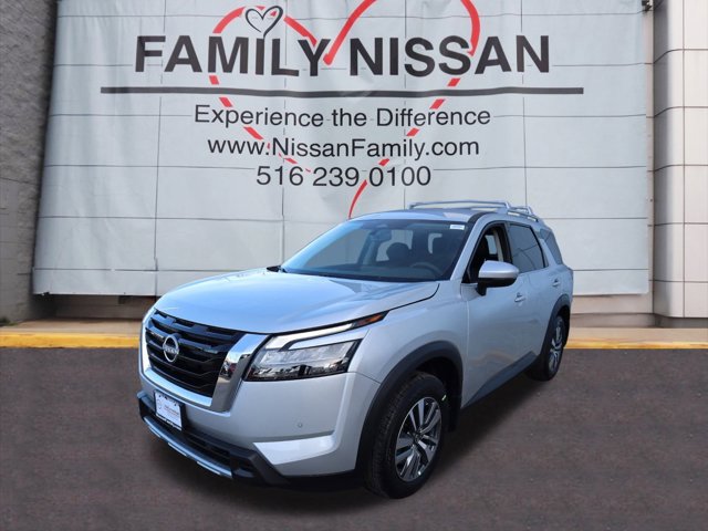 Vehicle image 1 of 24