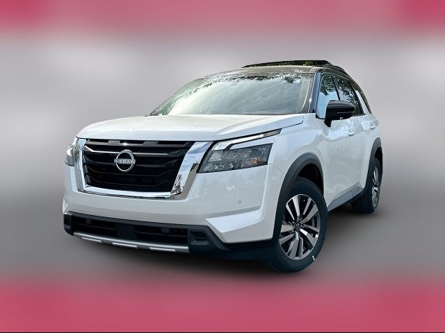 2025 Nissan Pathfinder SL