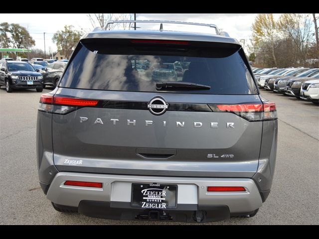 2025 Nissan Pathfinder SL