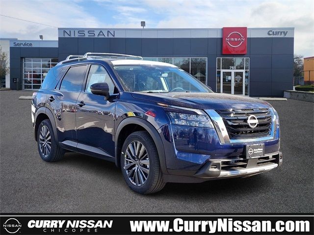 2025 Nissan Pathfinder SL